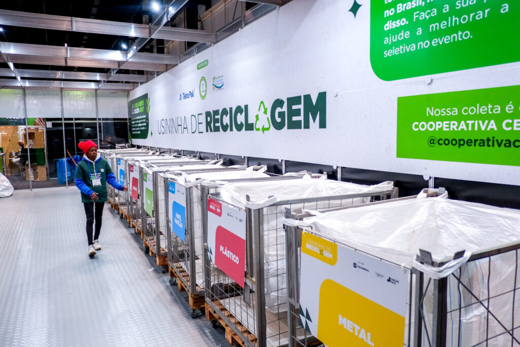 Usina de reciclagem e coleta seletiva 